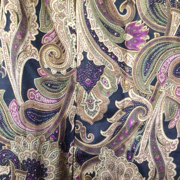 CHAPS paisley blouse, collar, up-down cuffs - Picture 5 of 16